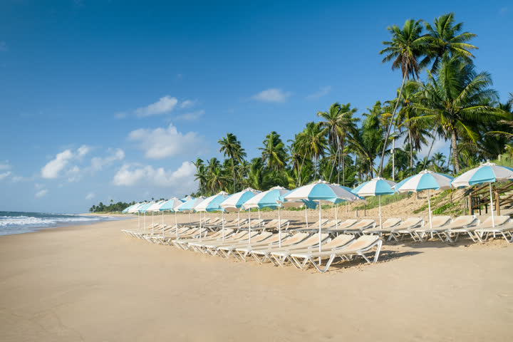 Praia de Praia do Forte em frente ao resort
